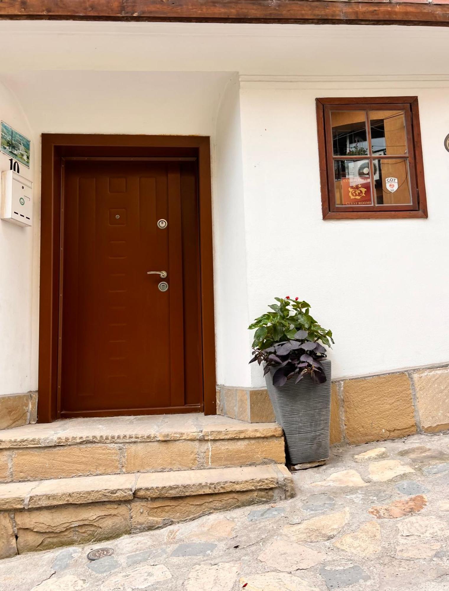 Paradise Apartment - Breathtaking View Veliko Tarnovo Exterior photo